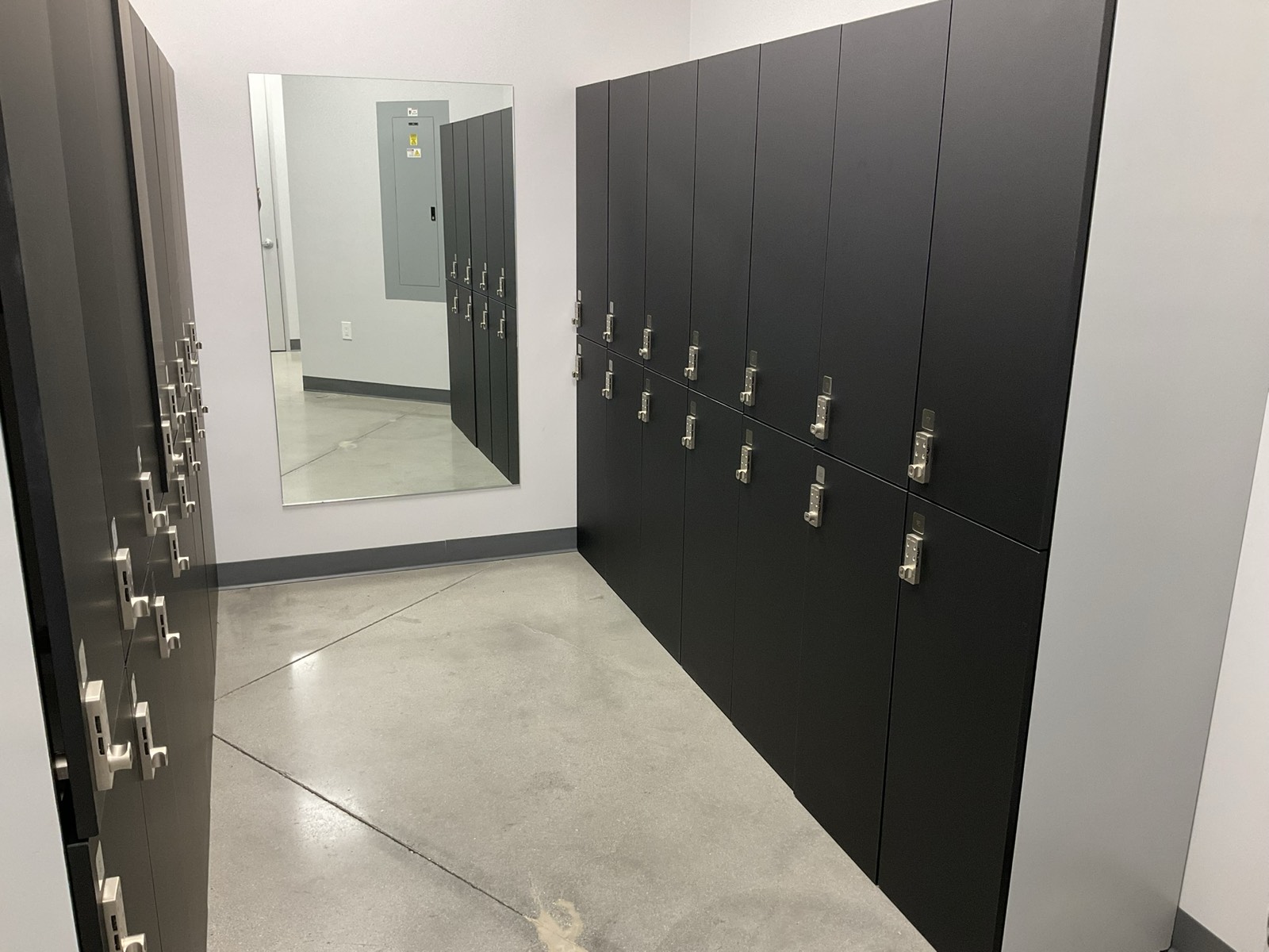 Clean locker room at Calabasas Fitness Center in Calabasas, CA