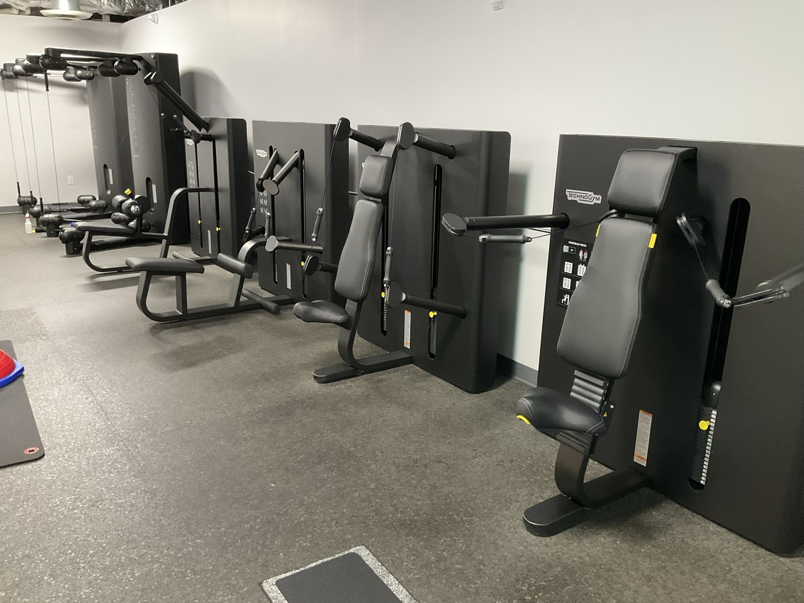 Row of selectorized strength machines at Calabasas Fitness Center in Calabasas, CA